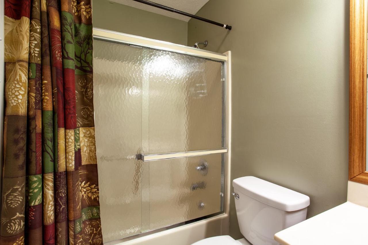 Ole Smoky Bnb - Game Room, Hot Tub, Mtn Views! Pigeon Forge Exterior photo